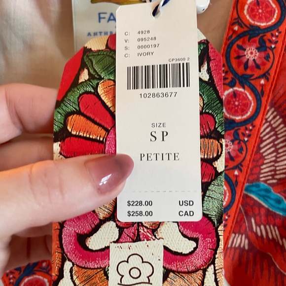 New with tags Farm Rio Magia Floral Ruffle 100% cotton Dress, Small, retail $228 - Picture 6 of 15